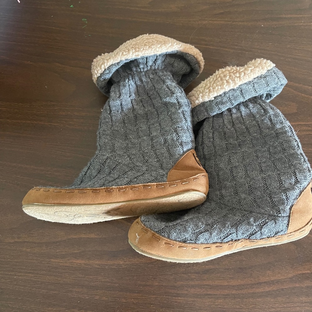 Rocket Dog boots slippers